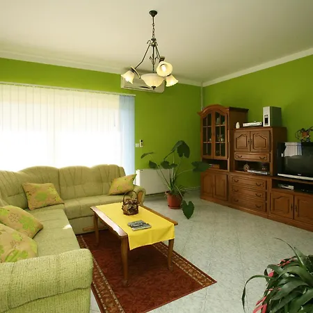 Stunning In Nedescina With Wifi Holiday home *