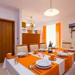 Brnjci Hébergement de vacances Nedeščina